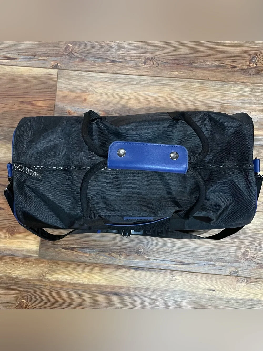 Versace Parfums Black Weekender Duffel Bag Gym Zip Close Shoulder Travel